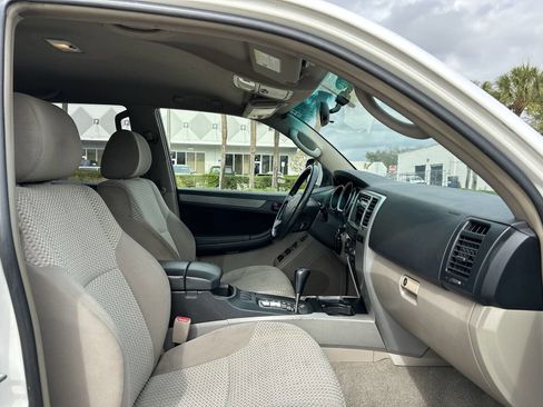 Used 2007 Toyota 4Runner SR5 image 22