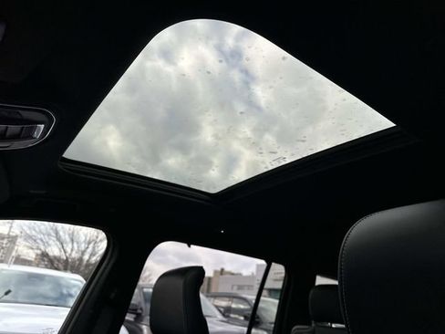 New 2025 Jeep Grand Cherokee L Overland w/ Advanced Protech Group III image 10