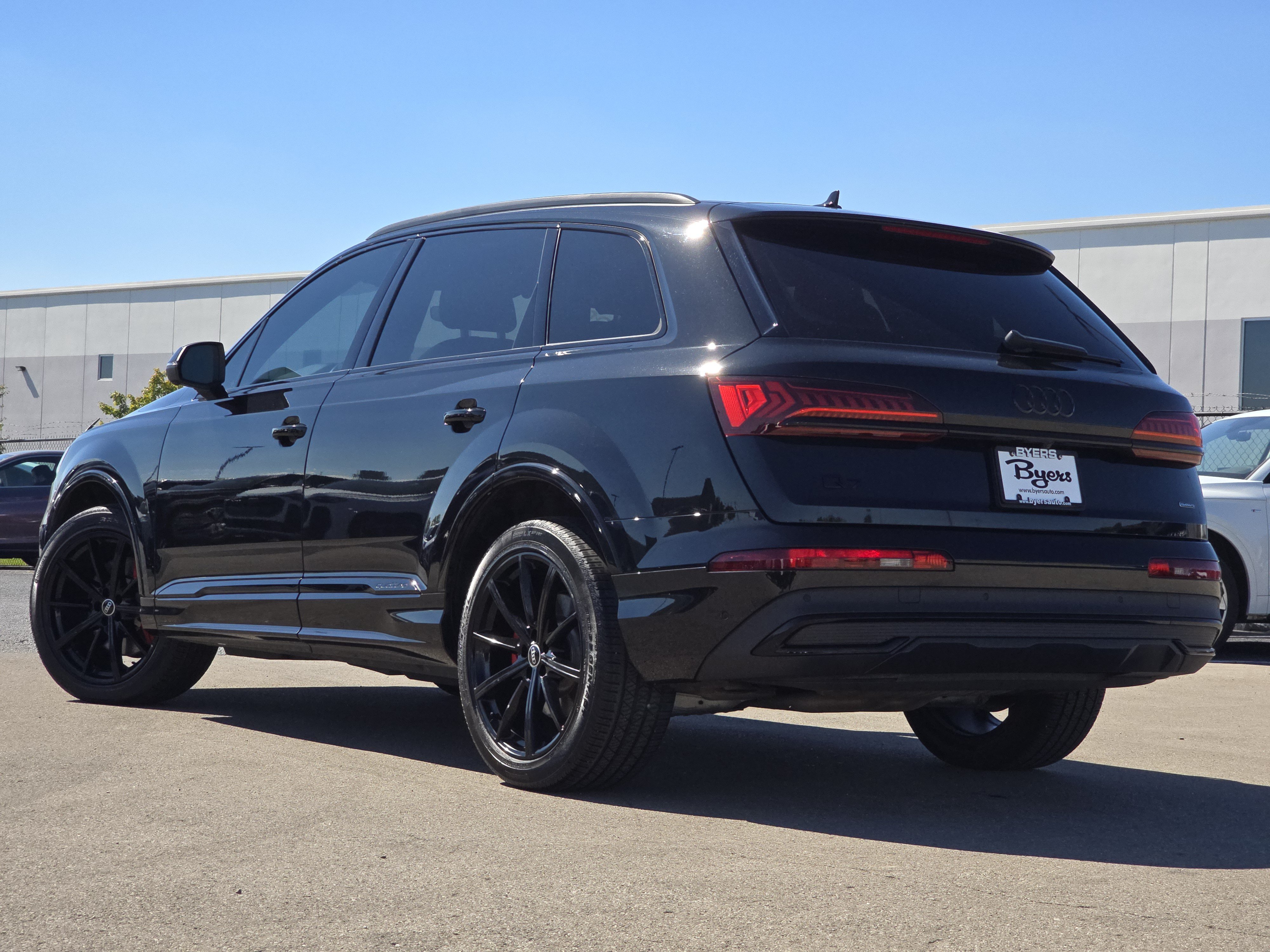 Used 2022 Audi Q7 3.0T Premium Plus w/ Premium Plus Package AWD/4WD image 5