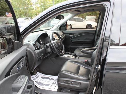 Used 2017 Honda Pilot Elite image 10