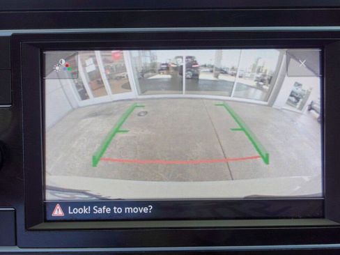 Used 2021 Volkswagen Atlas S image 23