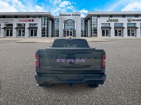 Used 2025 RAM 1500 Laramie w/ Night Edition AWD/4WD image 7
