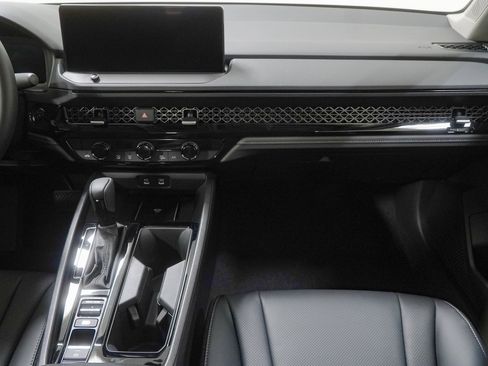 New 2026 Honda Accord EX-L image 31