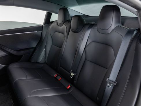 Used 2025 Tesla Model 3 RWD image 16