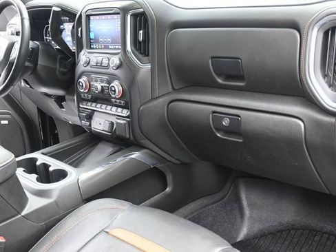 Used 2022 GMC Sierra 1500 AT4 w/ AT4 Premium Package image 27