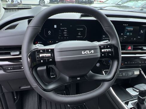 New 2027 Kia Carnival SX Prestige FWD image 25