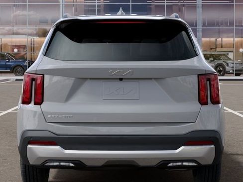 New 2026 Kia Sorento S FWD image 13