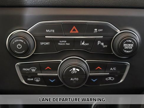 Used 2018 Dodge Charger R/T image 8