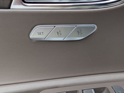 Used 2023 Genesis GV80 2.5T w/ Prestige Package image 20