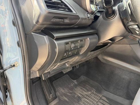 Used 2021 Subaru Crosstrek 2.0i Premium AWD/4WD image 18