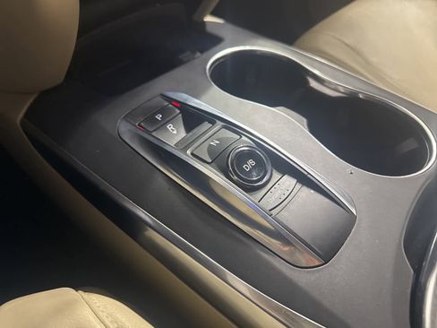 Used 2017 Acura MDX FWD image 25