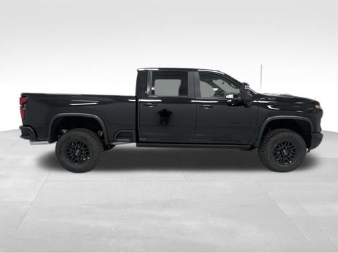 New 2026 Chevrolet Silverado 2500 ZR2 w/ LPO, Dark Essentials Package AWD/4WD image 20
