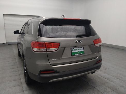 Used 2016 Kia Sorento EX FWD image 5
