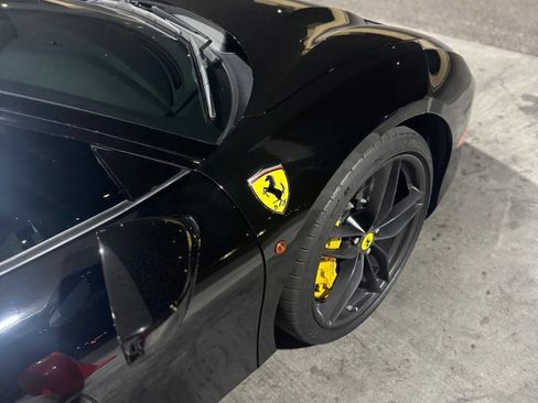 Used 2016 Ferrari 488 GTB RWD image 3
