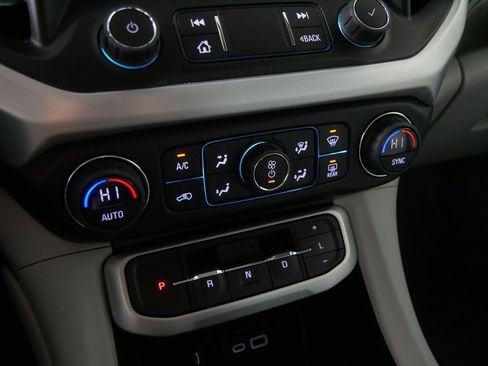 Used 2023 GMC Acadia SLT w/ Technology Package AWD/4WD image 31