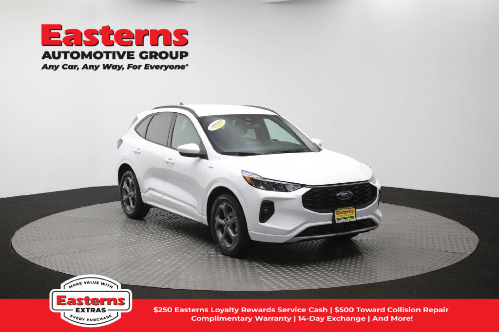 Used 2023 Ford Escape ST-Line Select AWD/4WD image 50