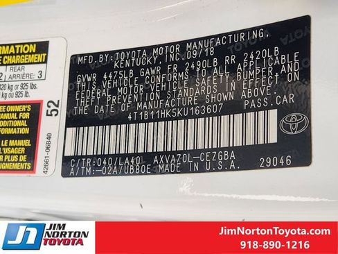 Used 2019 Toyota Camry XLE FWD image 33