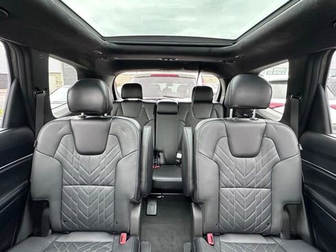 Used 2024 Kia Telluride SX Prestige X-Pro AWD/4WD image 23