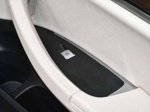 Used 2022 BMW X3 xDrive30i w/ Convenience Package AWD/4WD image 14