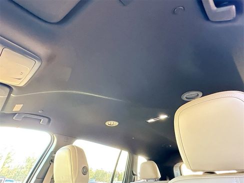 New 2026 GMC Acadia Elevation w/ Elevation Premium Package image 11