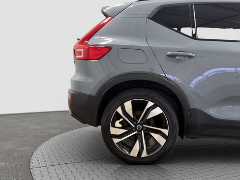 Used 2023 Volvo XC40 B5 Plus w/ Climate Package AWD/4WD image 20