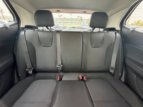 Used 2025 Buick Encore GX Preferred FWD image 32