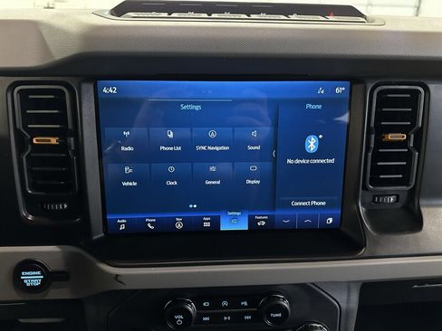 Used 2023 Ford Bronco Badlands AWD/4WD image 19