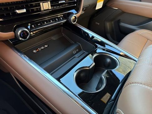 New 2026 Chevrolet Tahoe High Country image 32