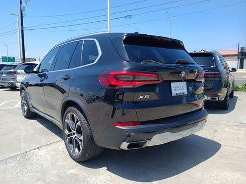 Used 2022 BMW X5 xDrive40i w/ Premium Package AWD/4WD image 7