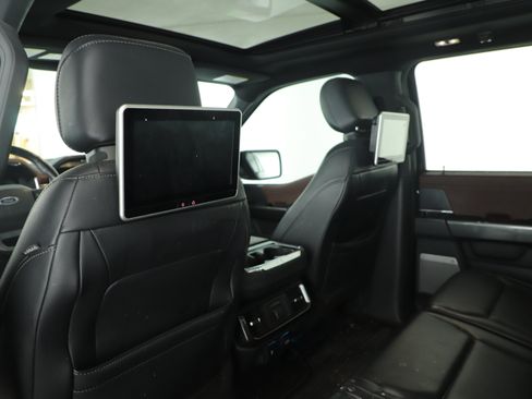 Used 2021 Ford F150 Lariat w/ Equipment Group 502A High image 7