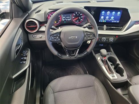 New 2026 Chevrolet Trax RS w/ Sunroof Package image 13