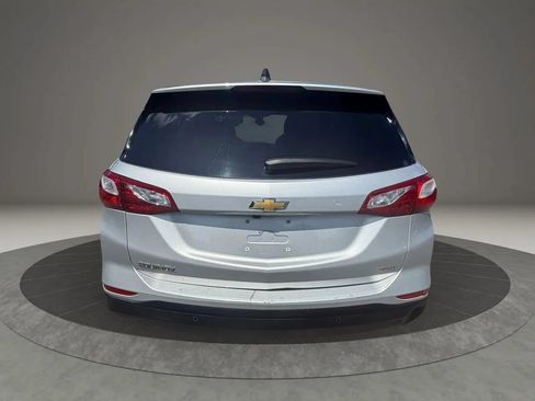 Used 2021 Chevrolet Equinox LS w/ LS Convenience Package AWD/4WD image 6