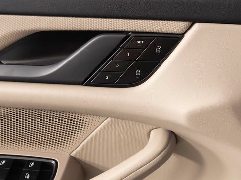 Certified 2022 Porsche Taycan RWD image 17