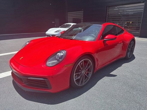 Certified 2020 Porsche 911 Carrera S RWD image 1