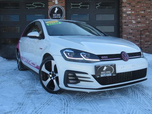 Used 2020 Volkswagen Golf 4-Door image 2