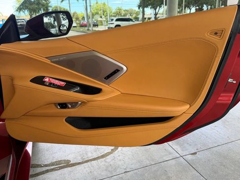 Used 2021 Chevrolet Corvette Stingray Premium Conv w/ Z51 Performance Package RWD image 23