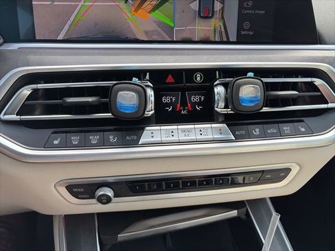 Used 2023 BMW X5 sDrive40i w/ Premium Package image 11