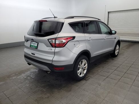 Used 2018 Ford Escape SE AWD/4WD image 9