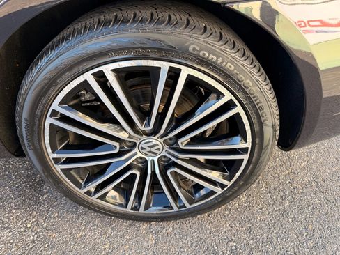 Used 2015 Volkswagen Eos Final Edition image 52