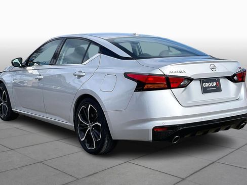 Used 2024 Nissan Altima 2.5 SR image 10