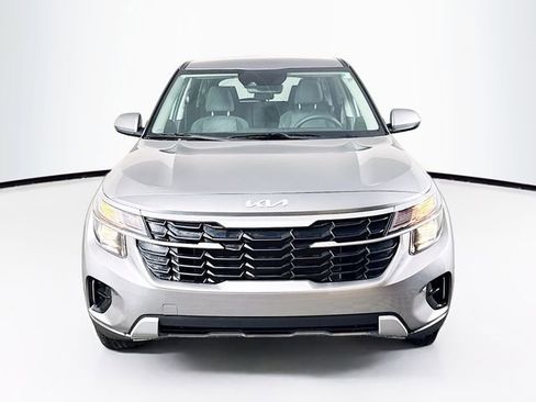 New 2026 Kia Seltos LX AWD/4WD image 2