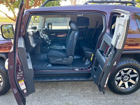 Used 2007 Toyota FJ Cruiser 4WD image 27