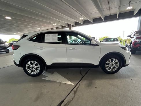 Used 2023 Ford Escape Active w/ Tech Pack #2 FWD image 6
