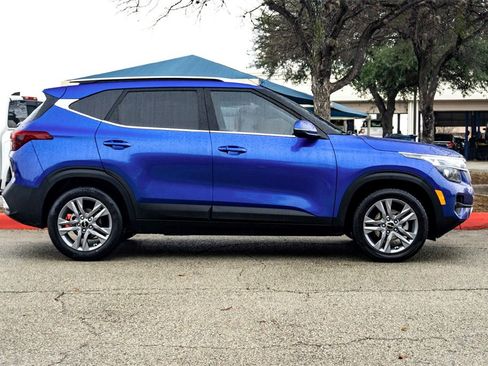 Used 2023 Kia Seltos S w/ Navigation Package image 4