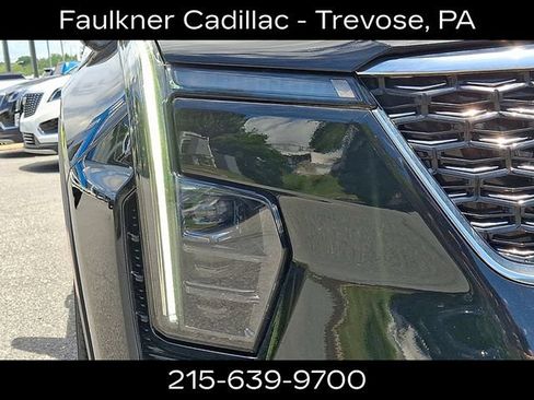 Used 2024 Cadillac XT4 Premium Luxury AWD/4WD image 10