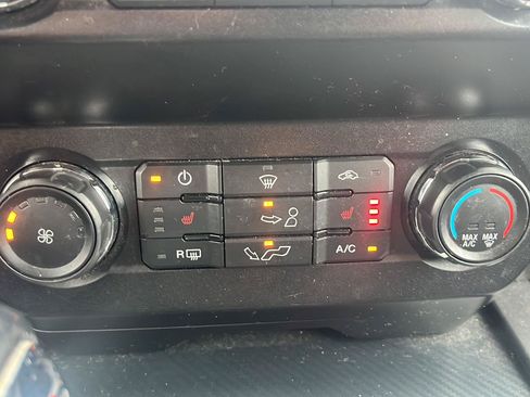 Used 2019 Ford F150 XLT w/ Equipment Group 302A Luxury AWD/4WD image 20