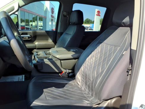 Used 2024 Chevrolet Silverado 2500 Custom w/ Custom Value Package AWD/4WD image 14
