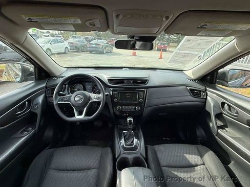 Used 2020 Nissan Rogue S FWD image 13