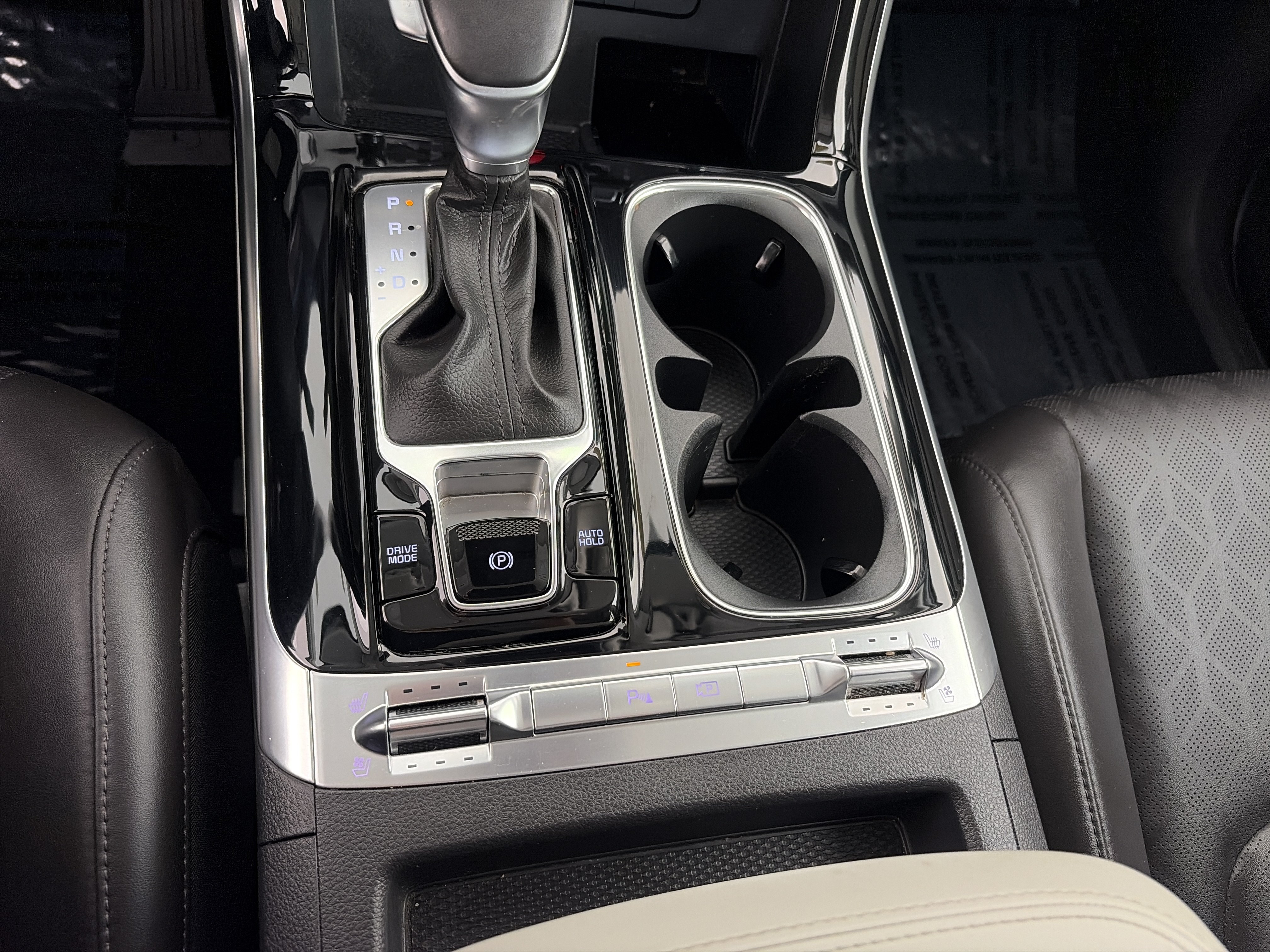 Certified 2024 Kia Carnival SX FWD image 36