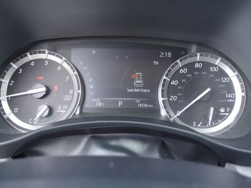 Used 2022 Toyota Highlander Platinum image 16